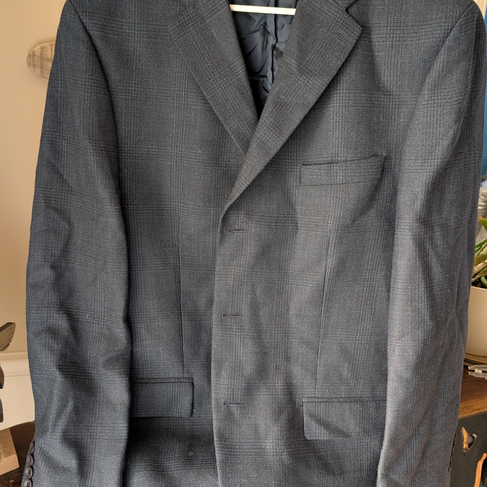 Izod Men's Charcoal Plaid Sport Coat